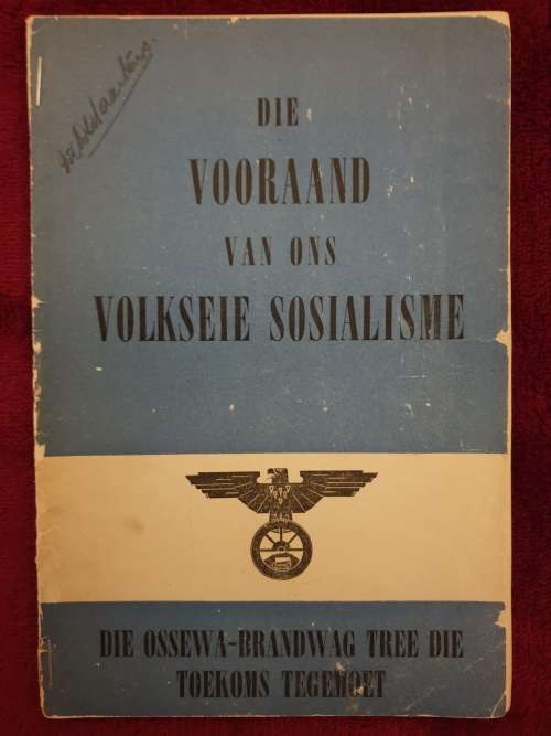 3 x Oorspronklike Ossewa Brandwag publikasies plus Robey Leibbrandt boek.