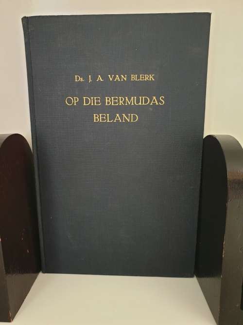 **Geteken + Inskripsie; Op die Bermudas beland - Ds J.A. van Blerk (1949)