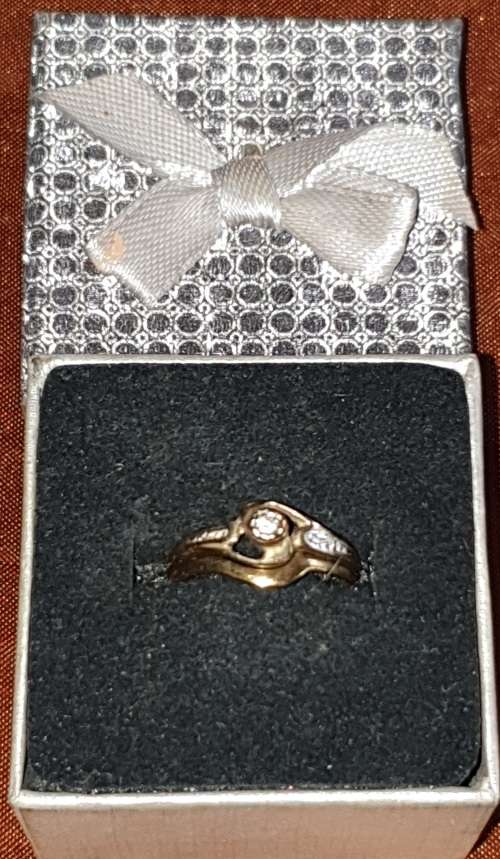 9 ct Gold Ring Set