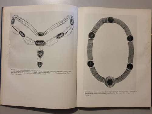 Nineteenth Century Jewellery - Peter Hinks