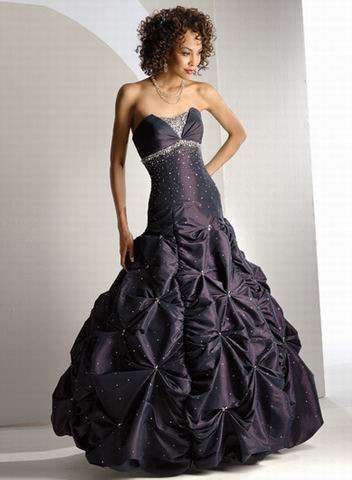 CUSTOM MADE WEDDING DRESS / BRIDAL GOWN / MATRIC FAREWELL DRESS / EVENING DRESS / BRIDESMAID DRESS