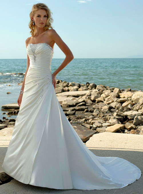 CUSTOM MADE WEDDING DRESS / BRIDAL GOWN / MATRIC FAREWELL DRESS / EVENING DRESS / BRIDESMAID DRESS
