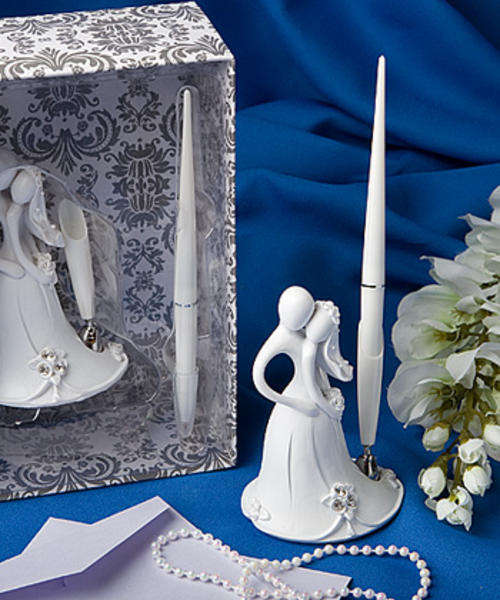 Gorgeous Wedding Favours that will go with your wedding dress OR theme