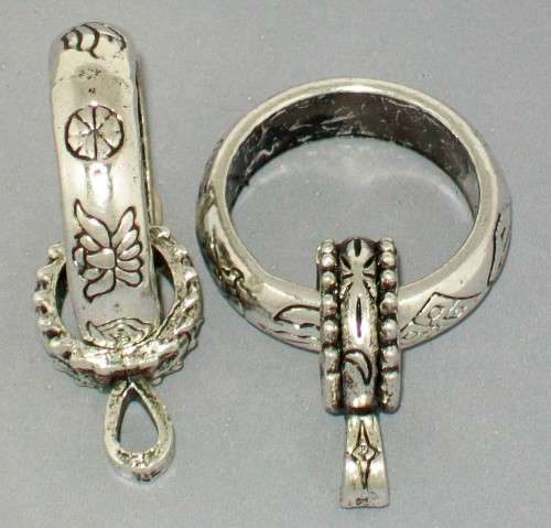 *** CLEARANCE SALE *** Scarf Bail - Antique Silver (Metal)