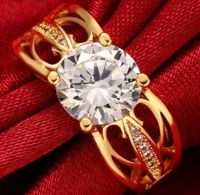 *** Absolutely Gorgeous *** 18K Gold Plated Fashion Ring AAA+ CZ - Size 8 / 9