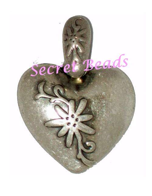 Ant. Burnished Silver Clip on Heart Pendant - 1pcs