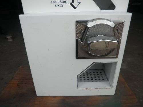 Old lose draw sigarette machine