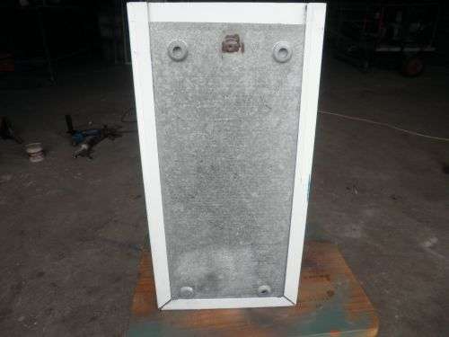 Old lose draw sigarette machine