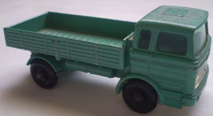 Late '60 Mercedes Truck No1