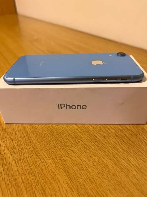 iPhone XR Blue 64gb
