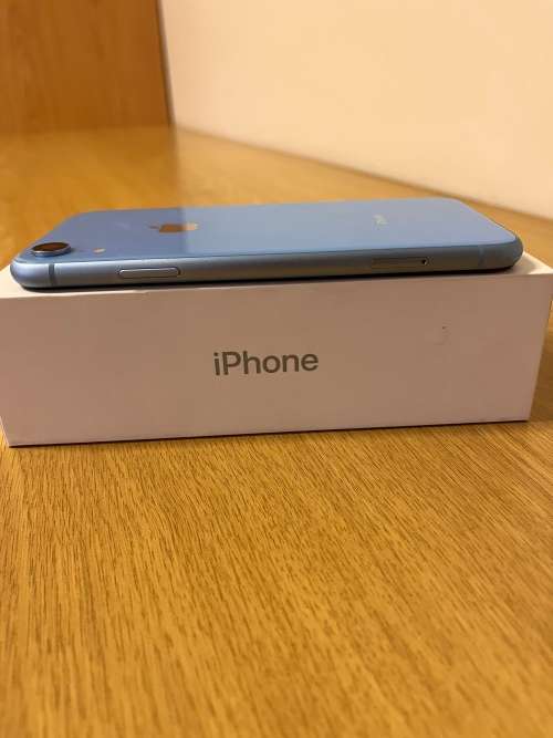 iPhone XR Blue 64gb