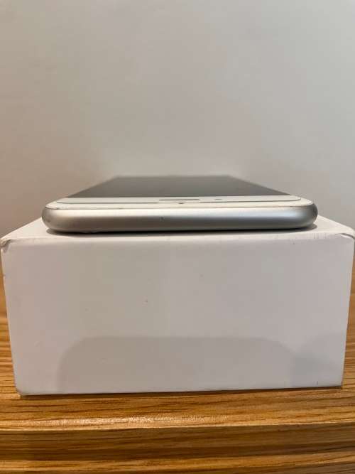 iPhone 6 Plus Silver 64gb