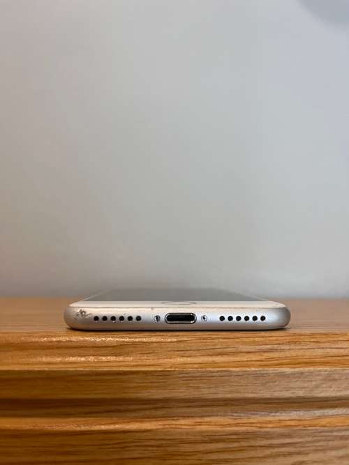iPhone 7 Silver 128gb