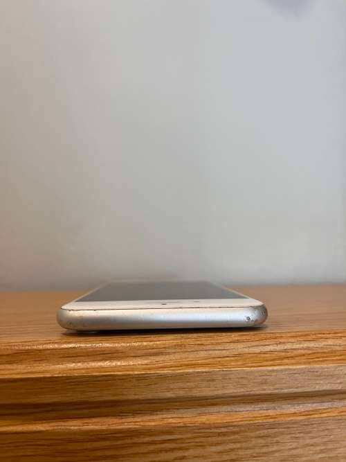 iPhone 7 Silver 128gb