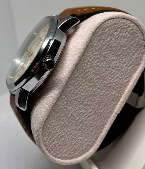 Beautiful Dial Chinese Quartz Watch