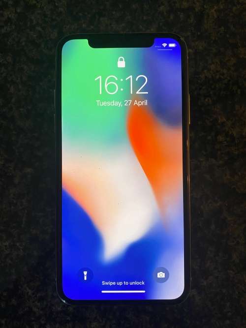 iPhone X 256 GB (Pre Owned)