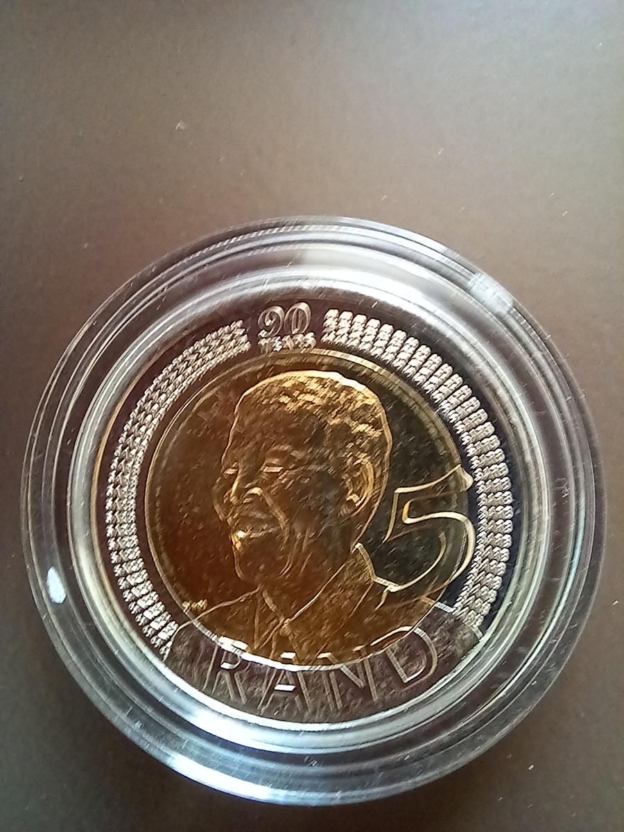 Mandela - NELSON MANDELA COMMEMORATIVE R5 COIN SET. SETS SOLD FOR R1500 ...